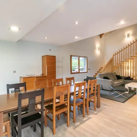 Uzturre - Baskeyrentals Apartment